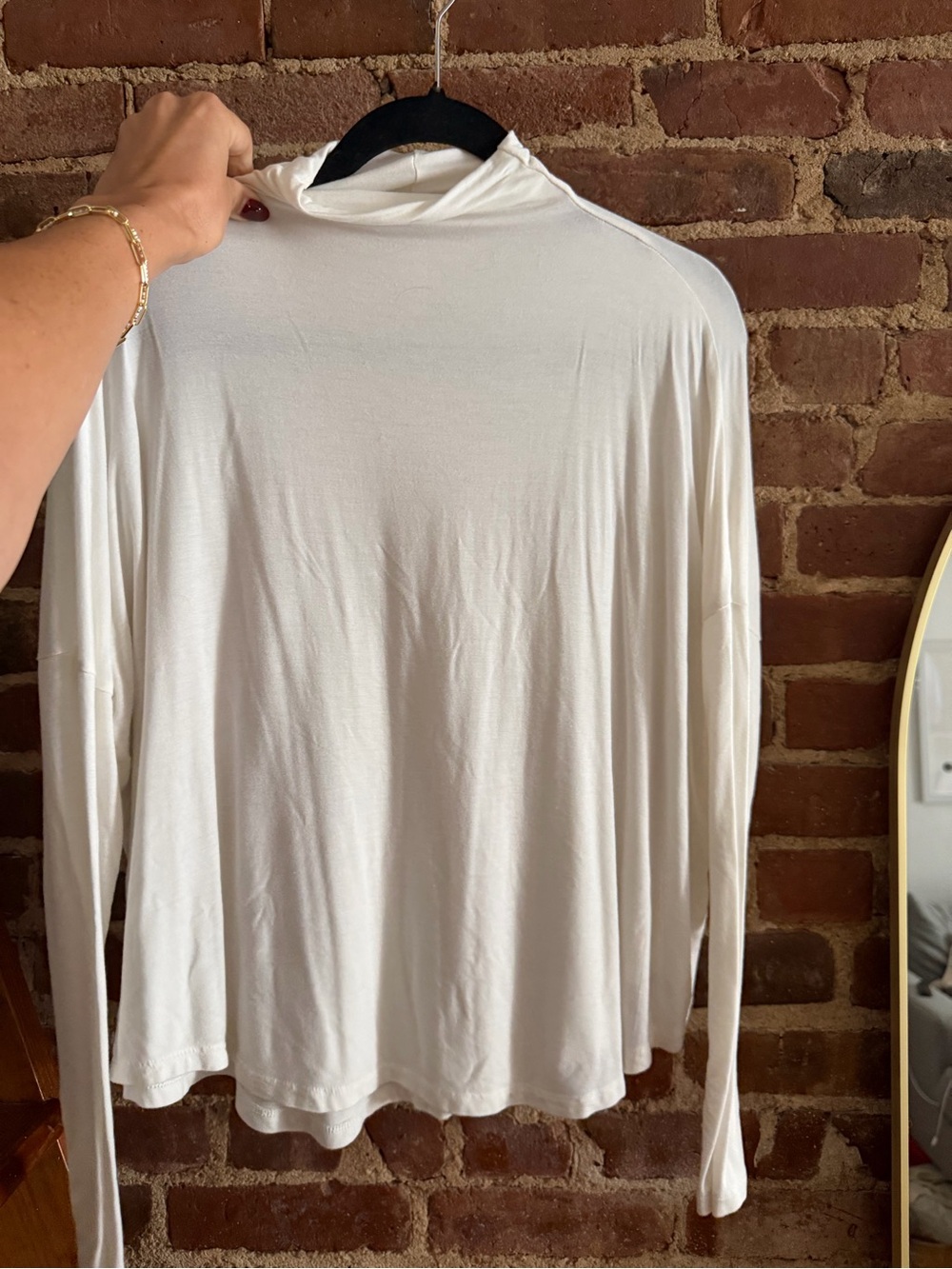 Women's White Long-Sleeve Lightweight Tee